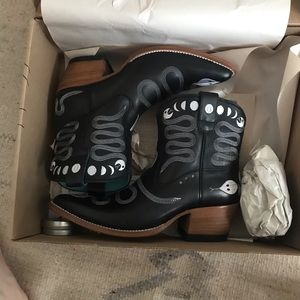 NWT PS Kaufman Junction Boot Black- Size 7